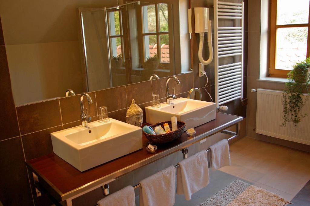 Boutique Hotel Loipenhof Fürstenfeld エクステリア 写真